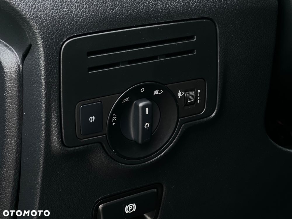 Mercedes-Benz VITO 109 - 29