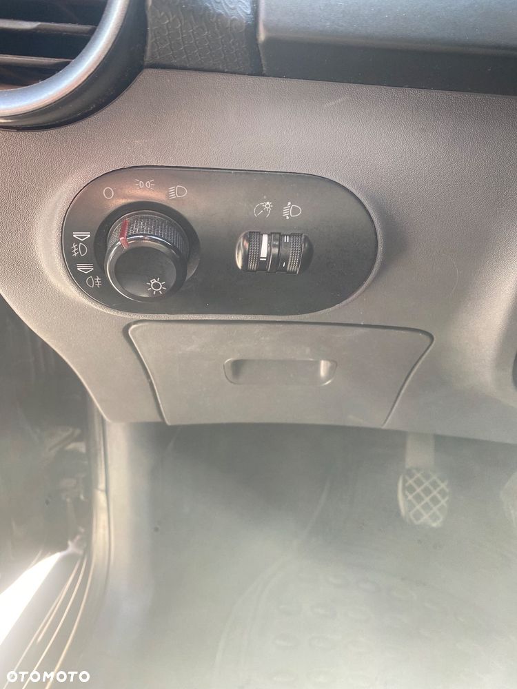 Seat Ibiza 1.4 16V Style - 10