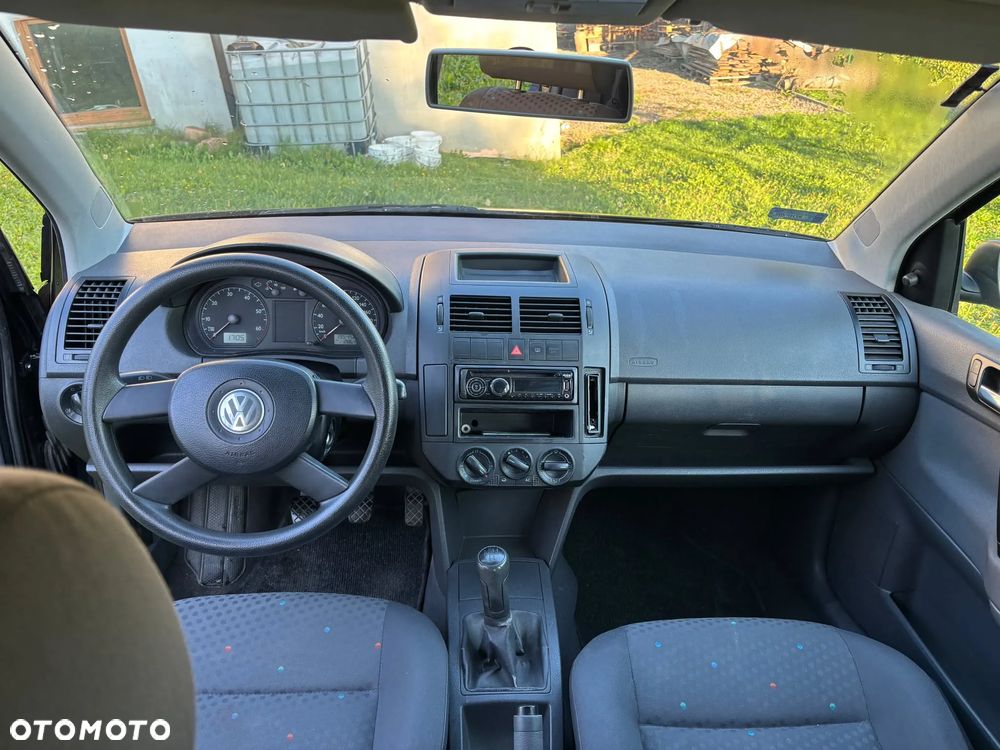 Volkswagen Polo 2004 photo 5
