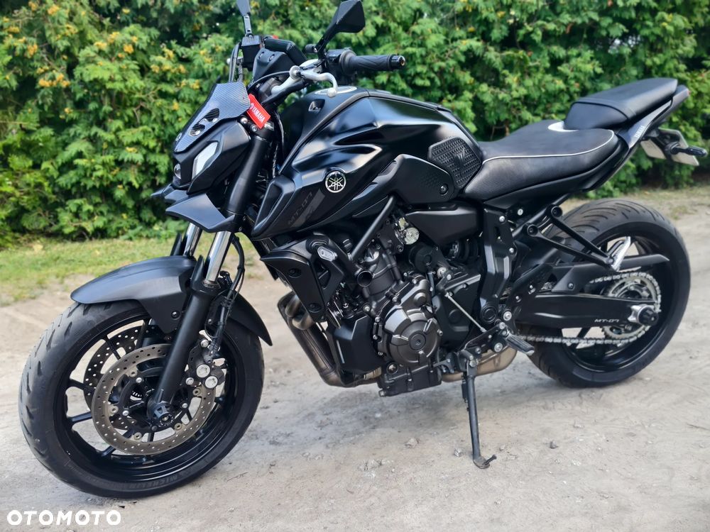 Yamaha MT - 17