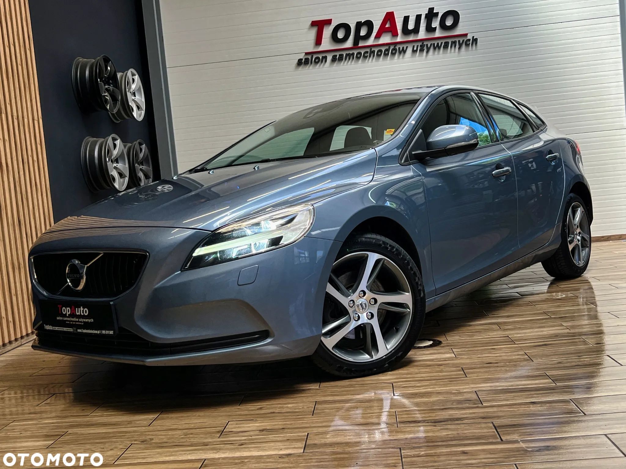 Volvo V40 - 1