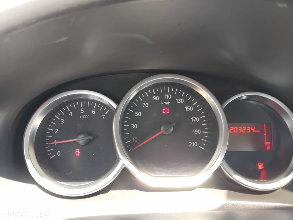 Dacia Logan 1.0 SCe Laureate - 9