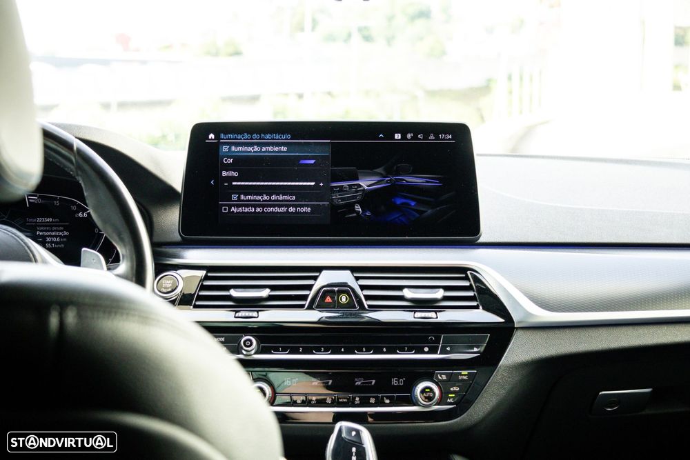 BMW 520 d Pack M Auto - 38