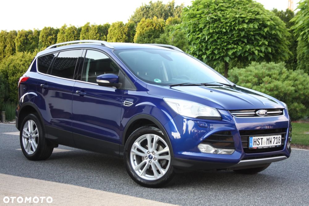 Ford Kuga 1.6 EcoBoost 2x4 Titanium - 2