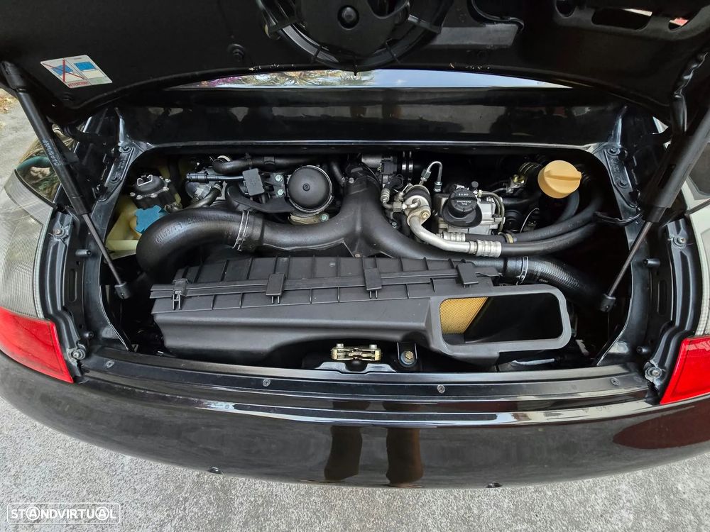Porsche 911 (996) Turbo - 6