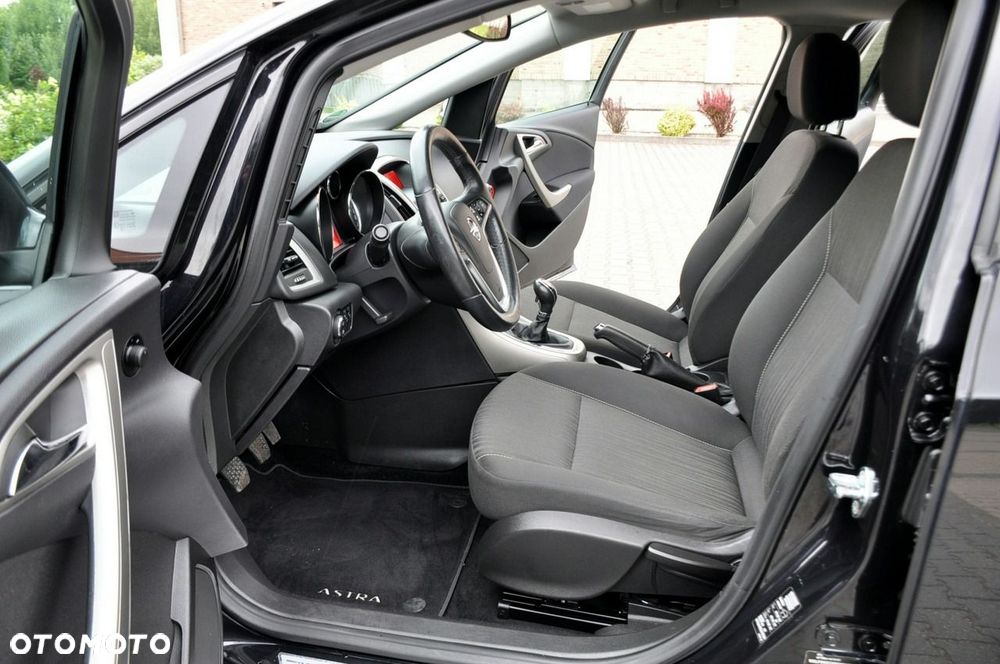 Opel Astra - 21