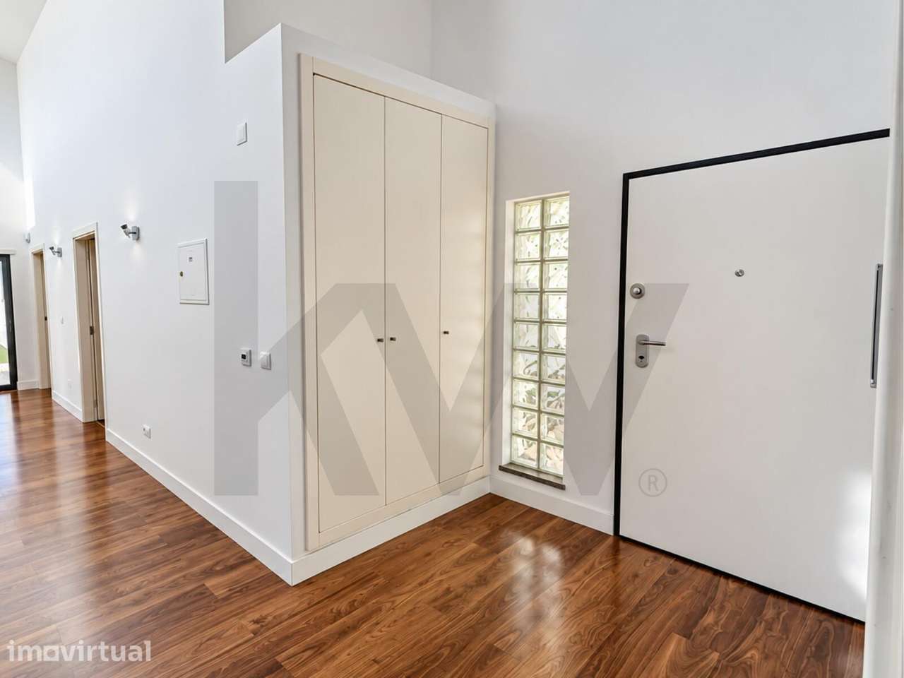 Moradia T4 com piscina e amplo jardim na Verdizela | Garagem para 4 vi - Grande imagem: 5/31