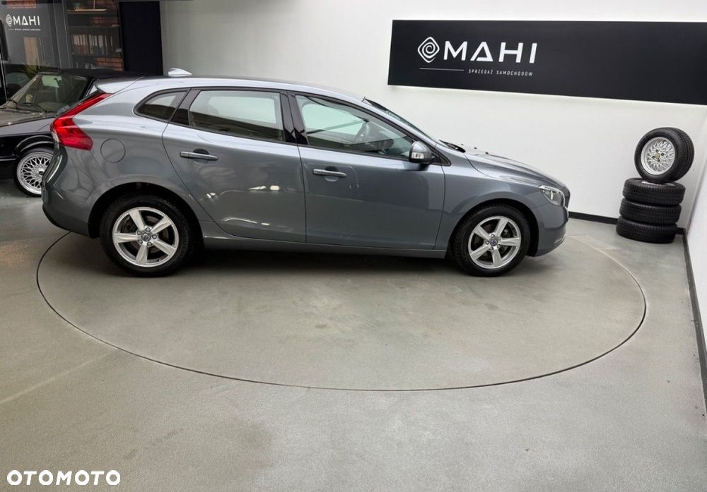 Volvo V40 D2 Kinetic - 13