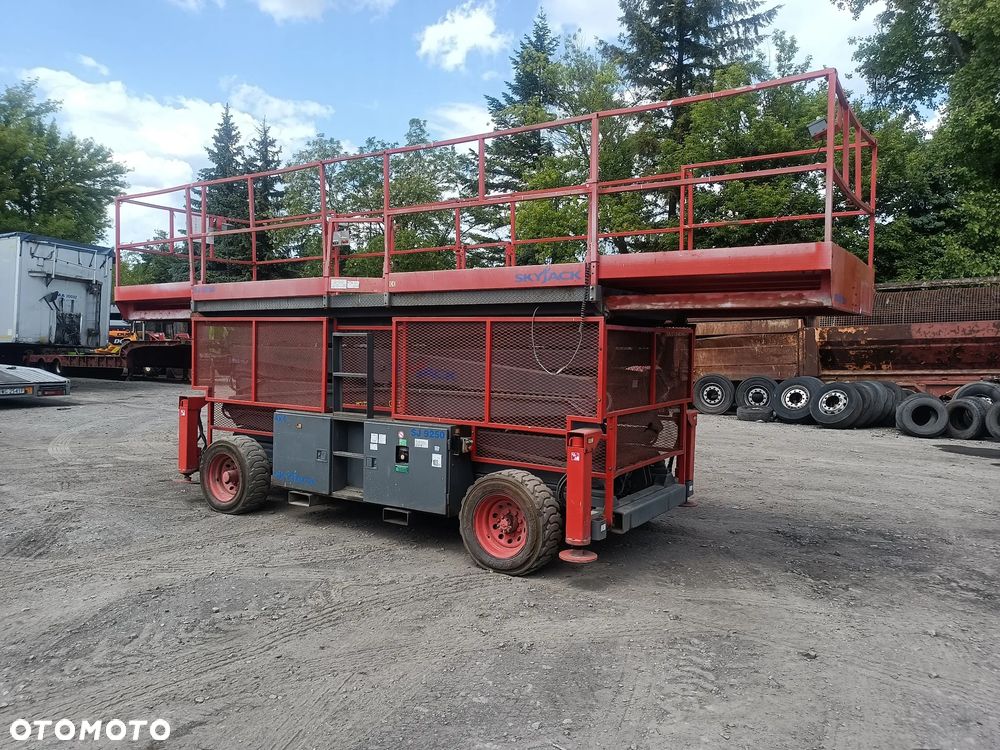 Skyjack 9250 - 2