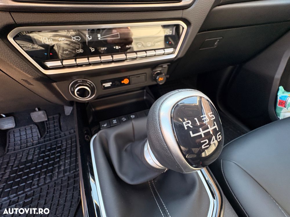 Isuzu D-Max 1.9 DSL 4x4 Double Cab MT Premium - 11