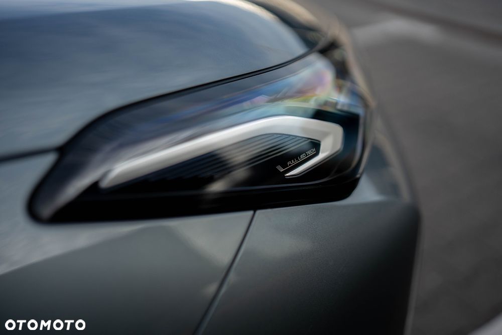 Geely Starray EM-i 1.5 PHEV Max - 14