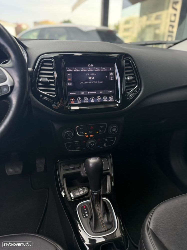 Jeep Compass 1.3 T Limited DCT - 27