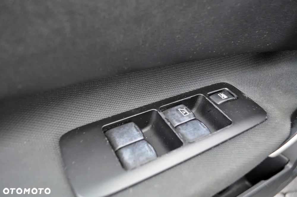 Nissan Qashqai - 14