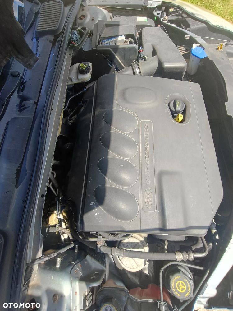 Ford Mondeo 2.0 TDCi Silver X - 12