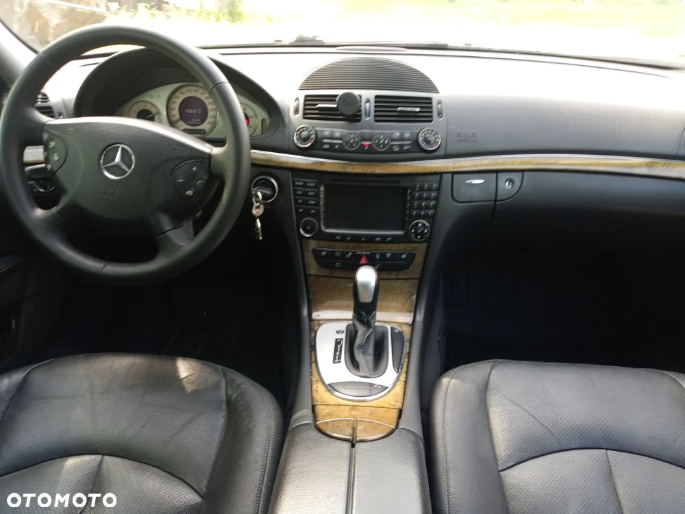 Mercedes-Benz Klasa E - 8