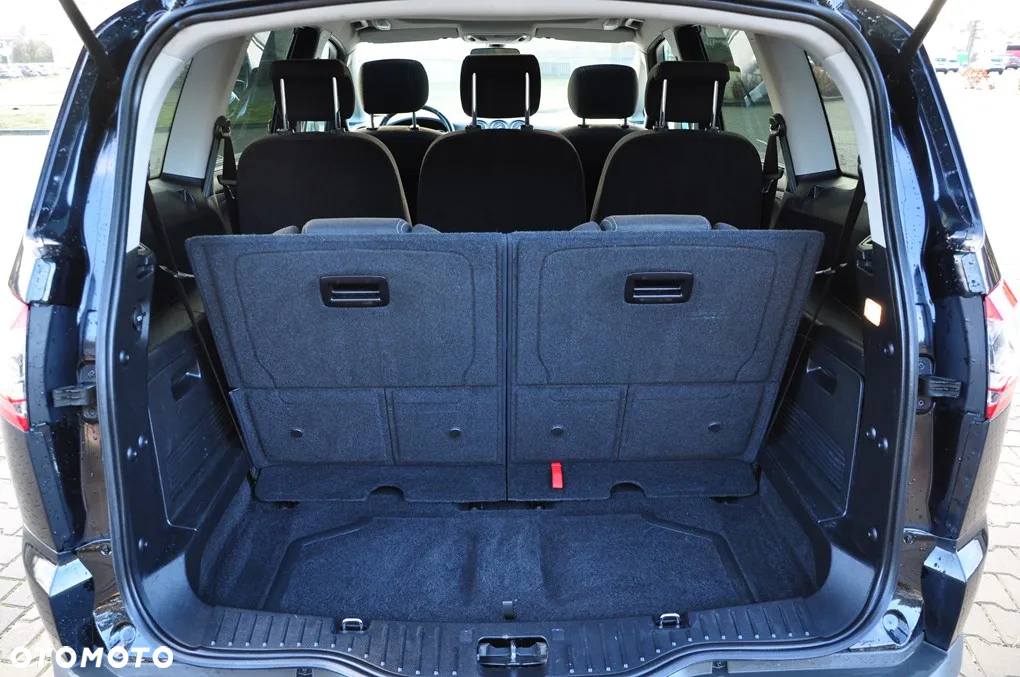 Ford S-Max 2.0 TDCi DPF Titanium - 29