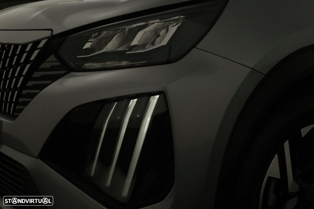 Peugeot 2008 1.2 PureTech Allure - 6