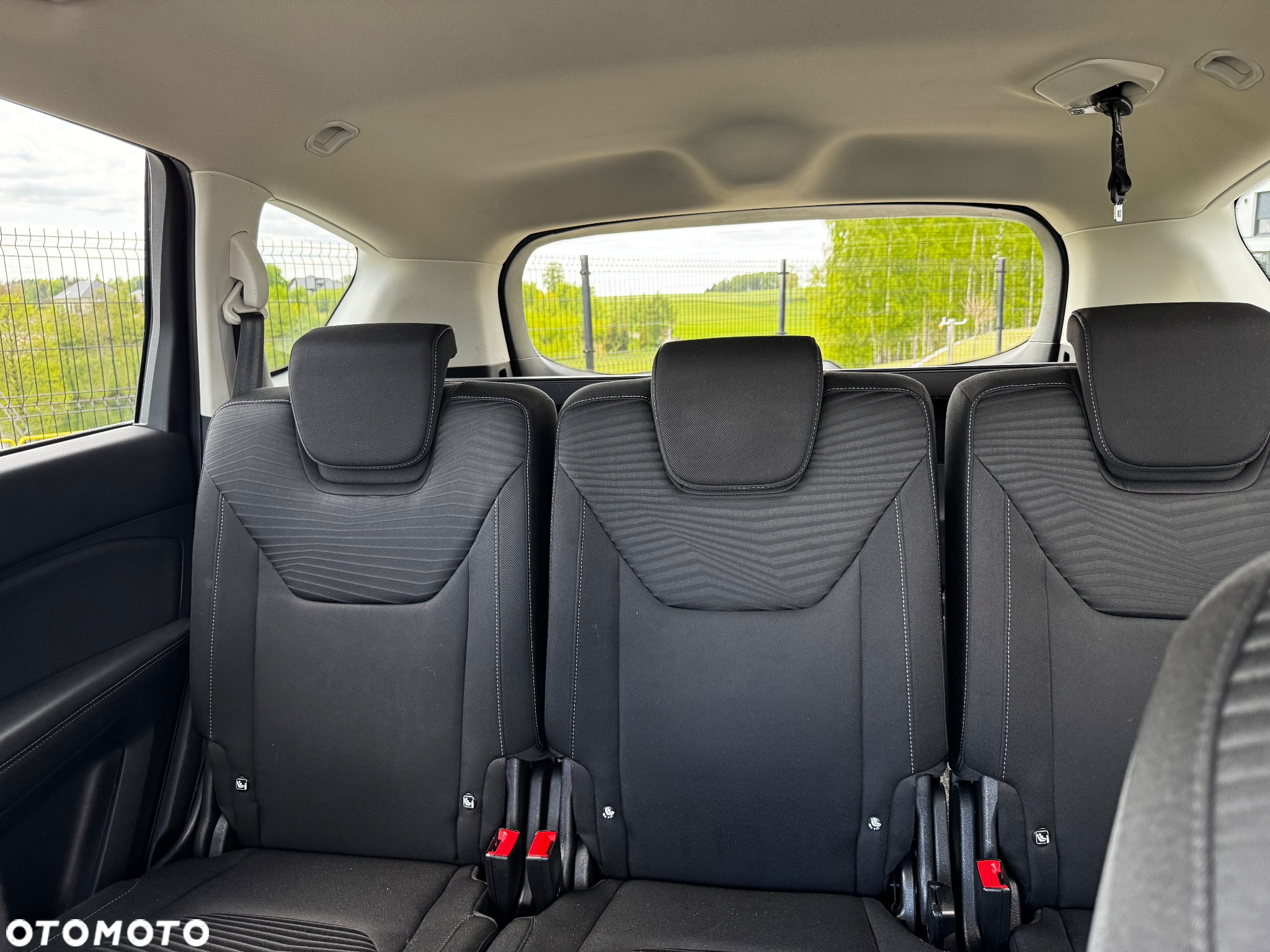 Ford S-Max - 18