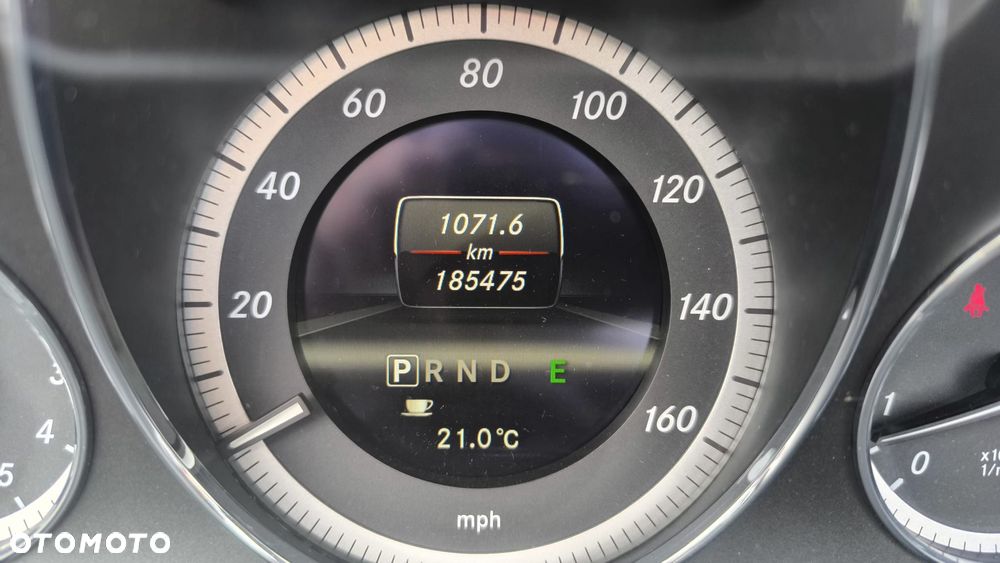 Mercedes-Benz Klasa E 350 Cabrio 7G-TRONIC - 32