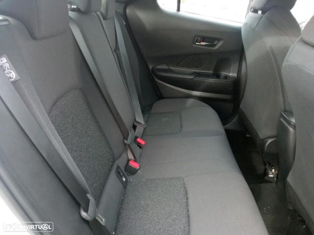 Toyota C-HR 1.8 Hybrid Comfort - 4