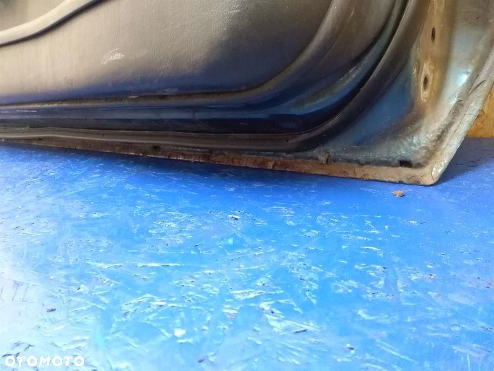 DRZWI LEWE KOMPLETNE TOYOTA CELICA V - 2