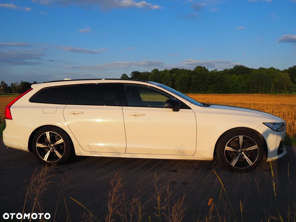 Volvo V90 D4 SCR AWD R-Design - 10