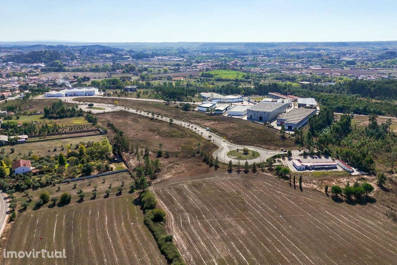 Loteamento Industrial composto por 26 lotes e 3 terrenos rústicos na Q - Grande imagem: 5/12