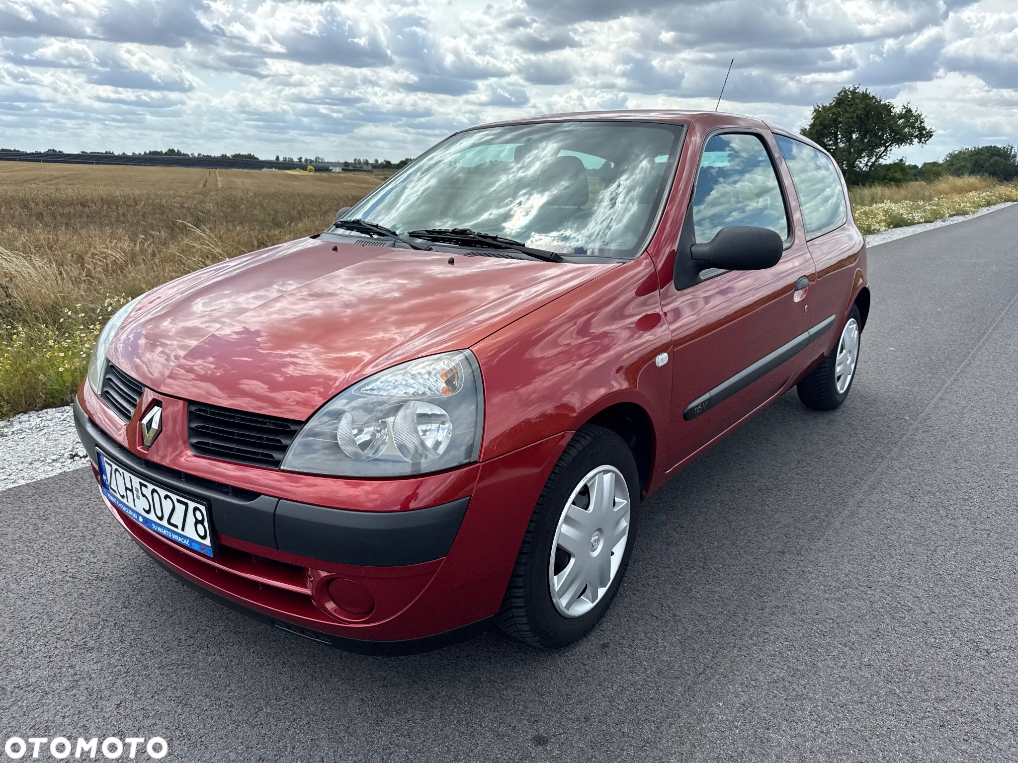 Renault Clio 1.2 16V Campus Authentique - 2