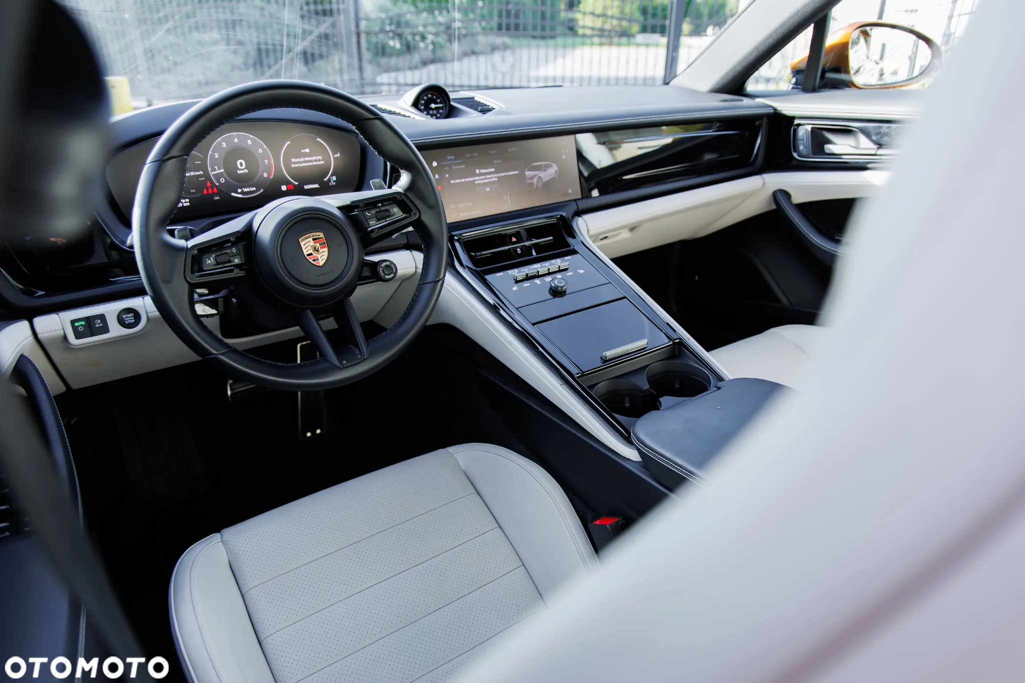 Porsche Panamera 4 - 13