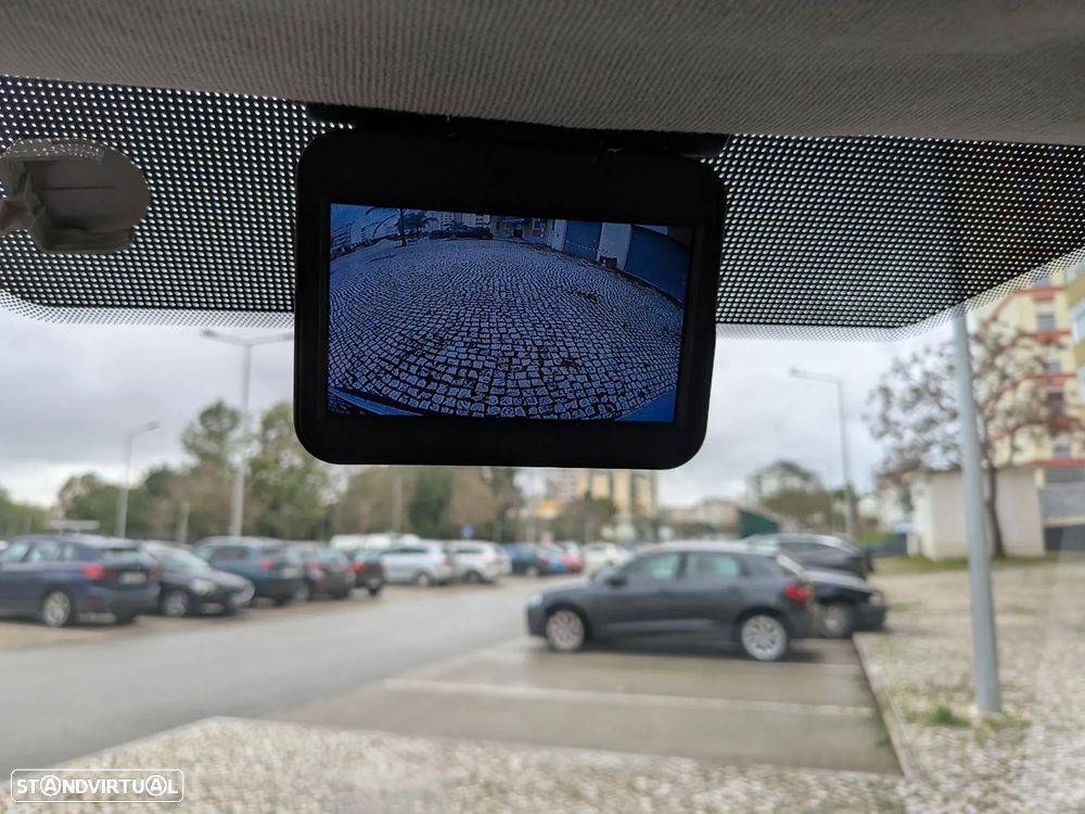 Ford Transit courier - 11