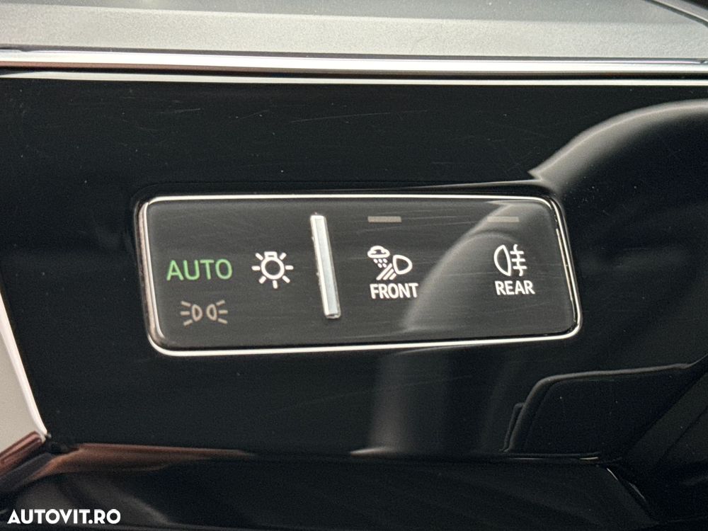 Audi e-tron 50 quattro - 10