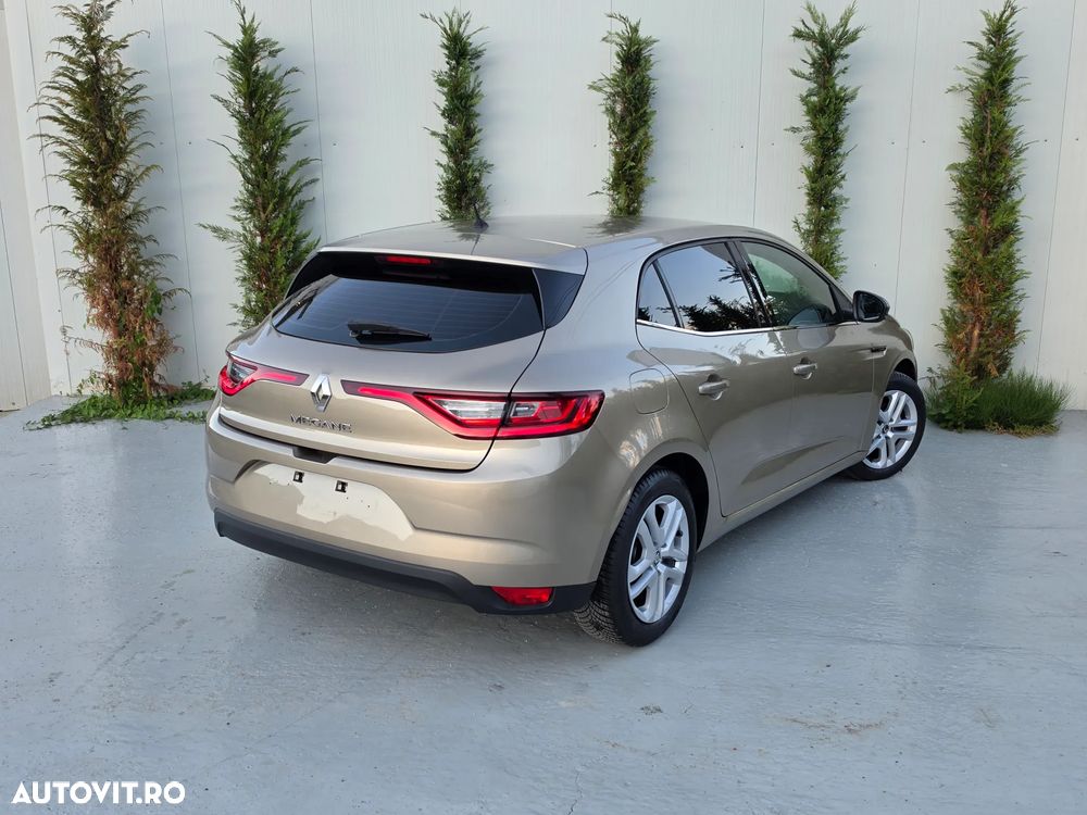 Renault Megane - 4