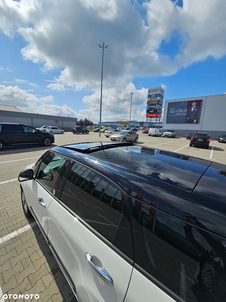 Fiat 500L Living 1.4 T-Jet 16V Lounge - 24