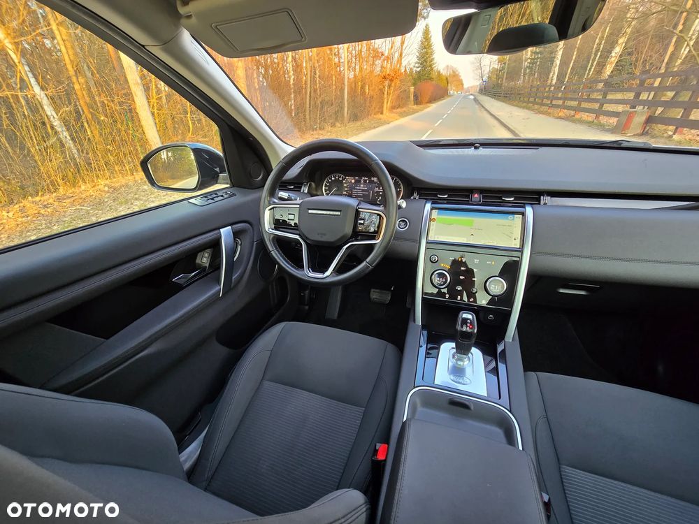 Land Rover Discovery Sport - 34