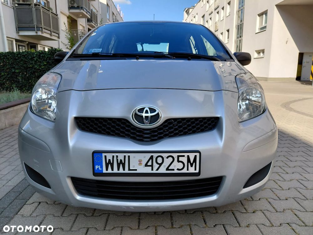 Toyota Yaris 1.0 Luna EU5 - 1