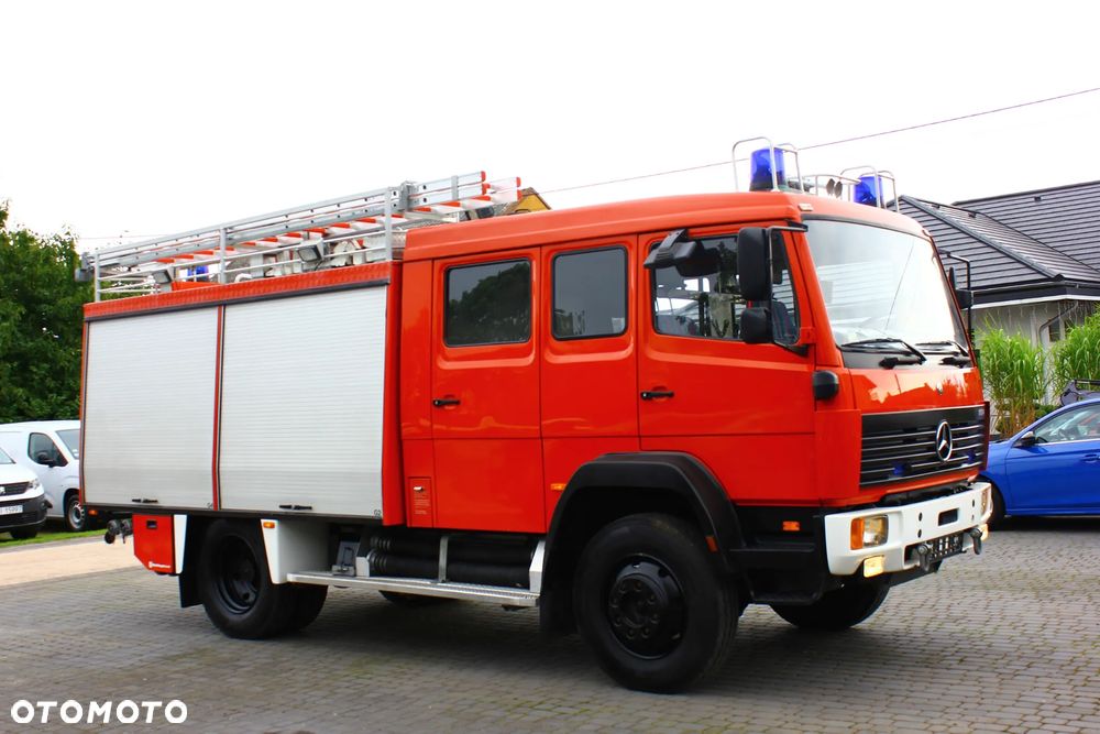 Mercedes-Benz 1124AF Samochód Specjalny -Pożarniczy  napęd 4x4 Mały Przebieg 32 tyś km Zbiornik Wody 2900L  Stan Perfekt - 7