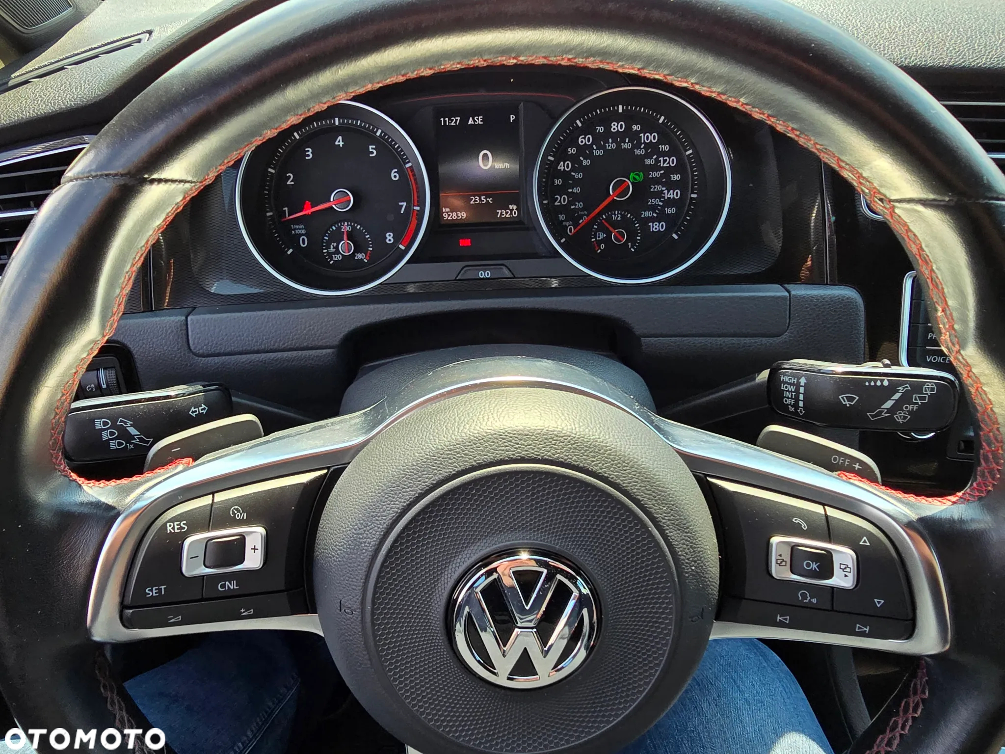 Volkswagen Golf GTI BlueMotion Technology DSG - 24