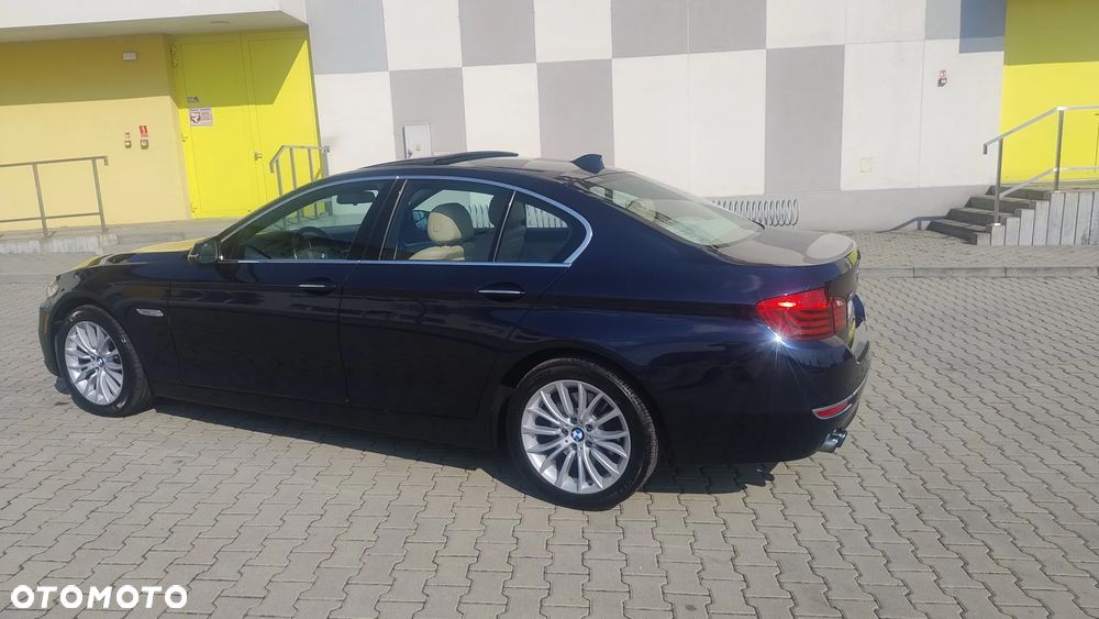 BMW Seria 5 528i xDrive Luxury Line - 21