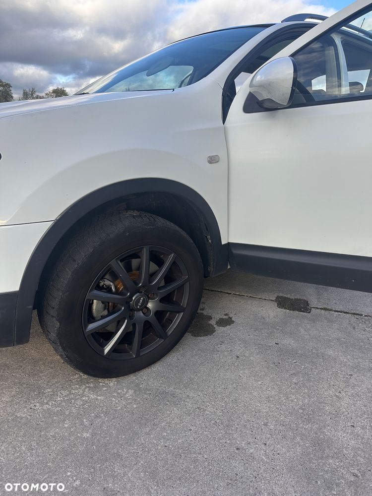 Nissan Qashqai+2 2.0 dCi 4x4 Tekna - 26