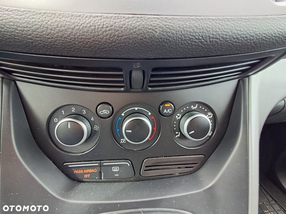 Ford Escape - 16