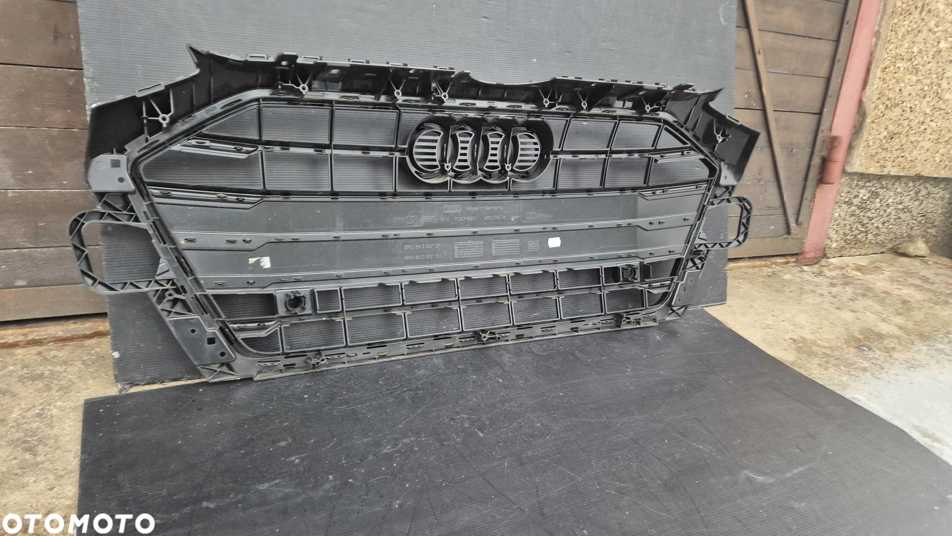 Atrapa chłodnicy GRILL Audi A4 B9 8W LIFT 19- OE 8W0 BLACK NOWY! - 7