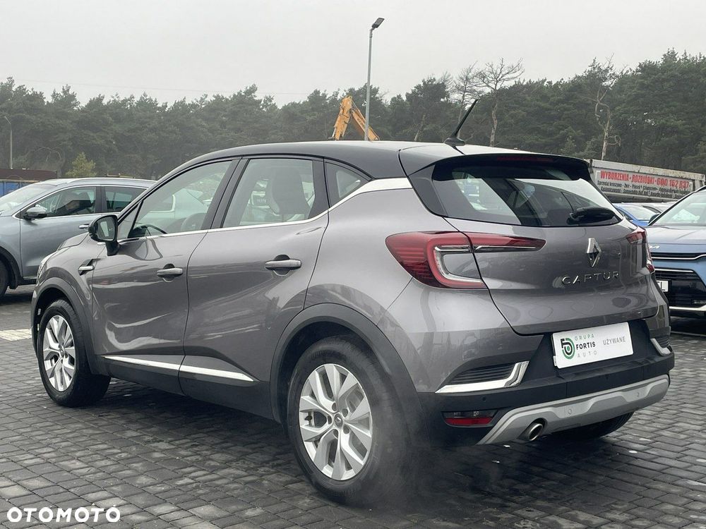 Renault Captur - 3