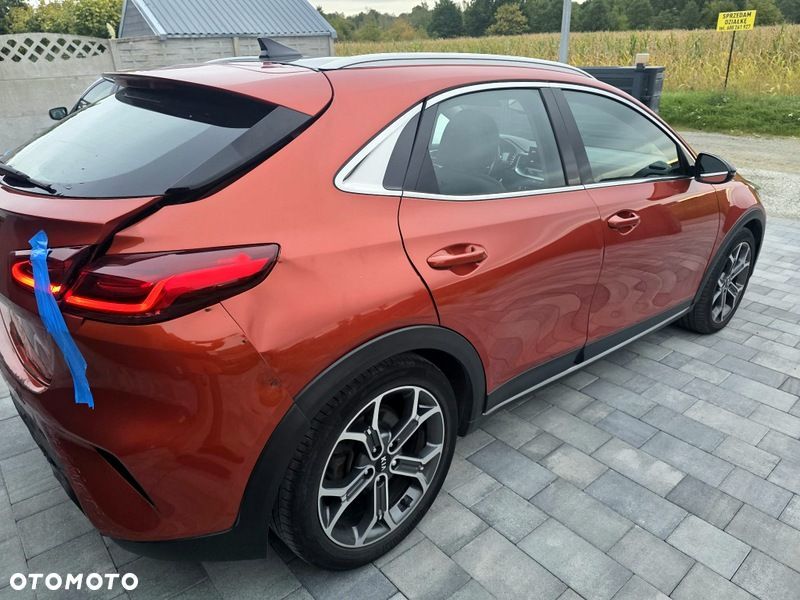 Kia XCeed - 6