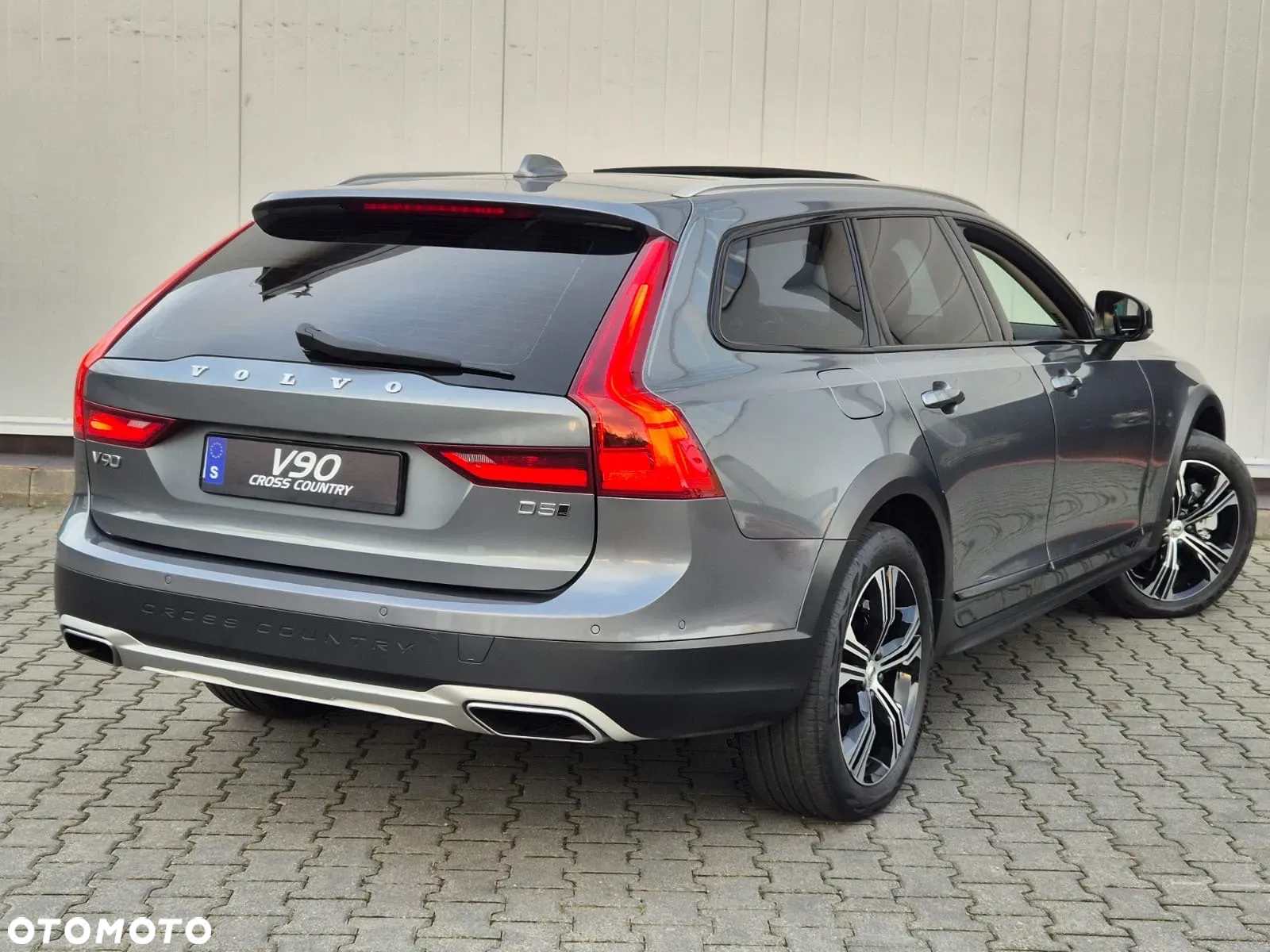 Volvo V90 Cross Country D5 AWD - 5