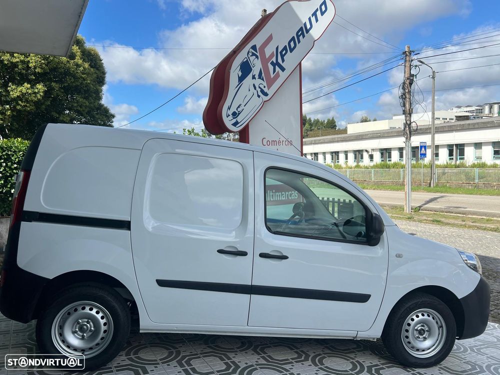 Renault 1.5 DCI Business 3 Lugares - 9