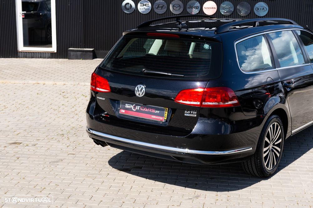 VW Passat Variant 2.0 TDI Highline - 8