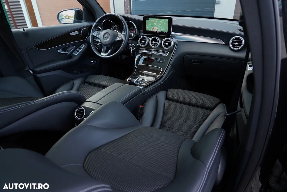 Mercedes-Benz GLC 220 d 4Matic 9G-TRONIC AMG Line - 10