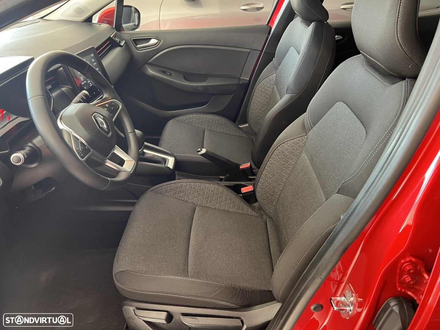 Renault Clio 1.0 TCe Intens CVT - 9