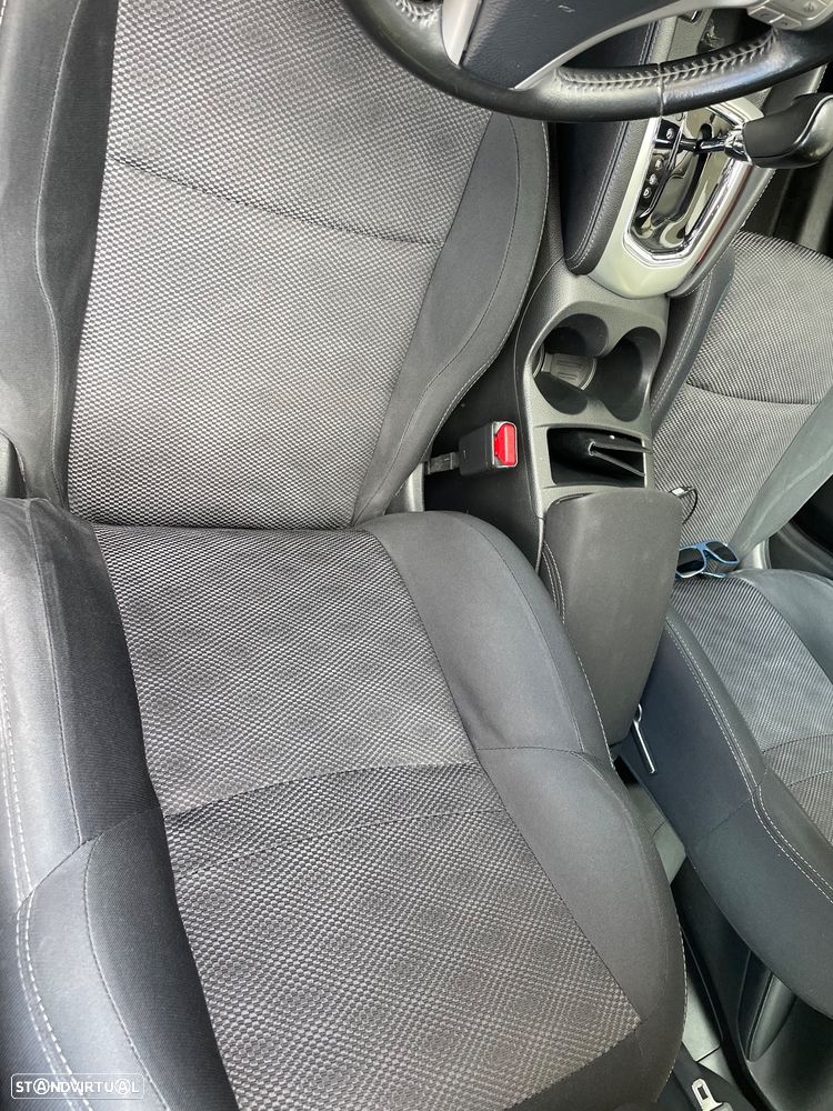 Nissan Qashqai 1.6 dCi Acenta Xtronic - 28