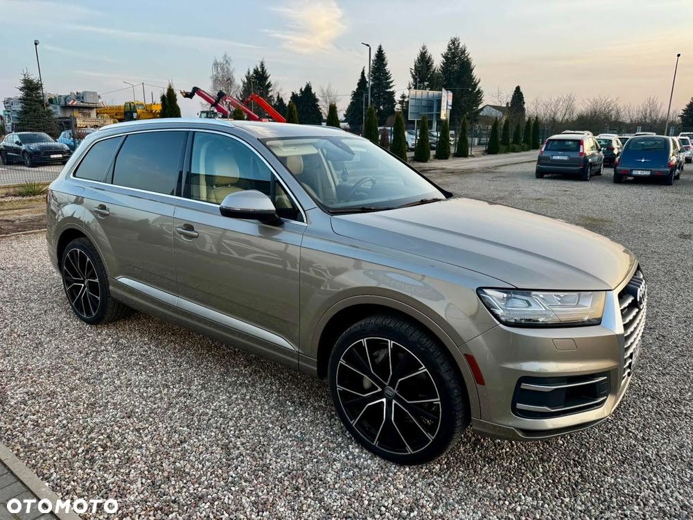 Audi Q7 2017 photo 3